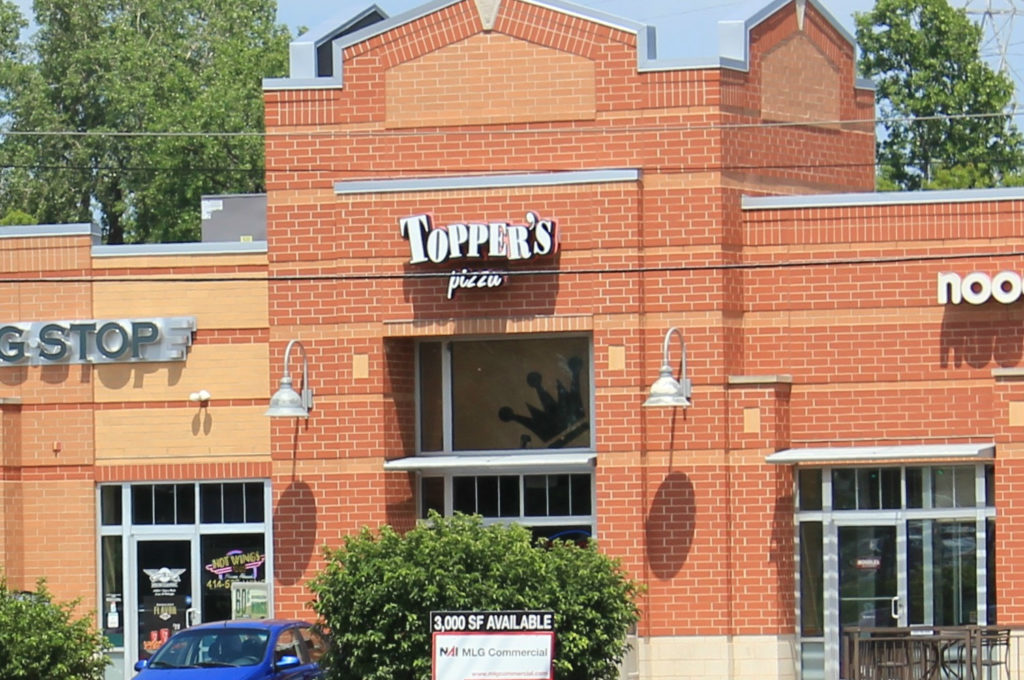 Toppers Store Front