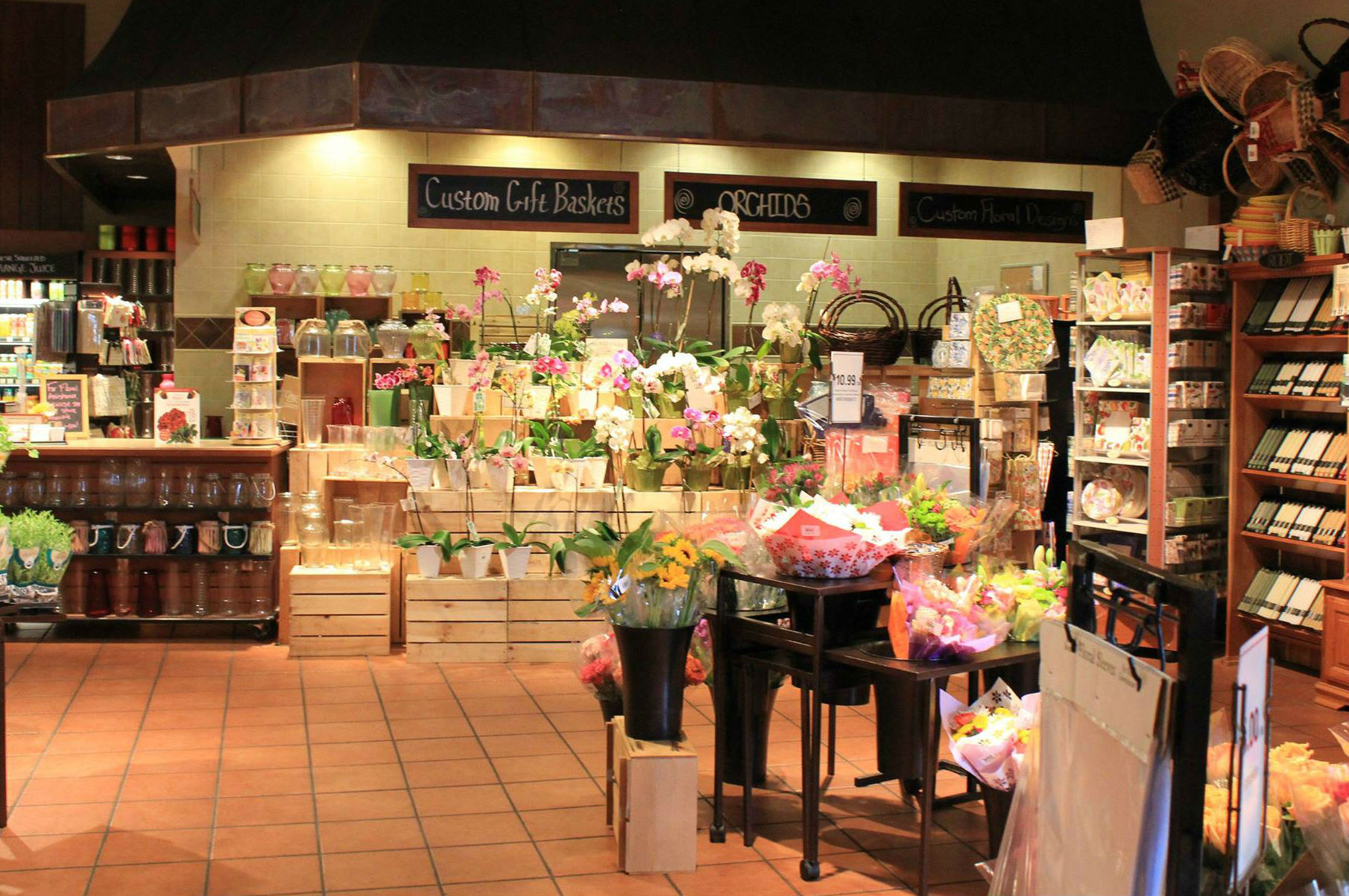 Fresh Market Retail Spaces Chris Greene Inc. Construction